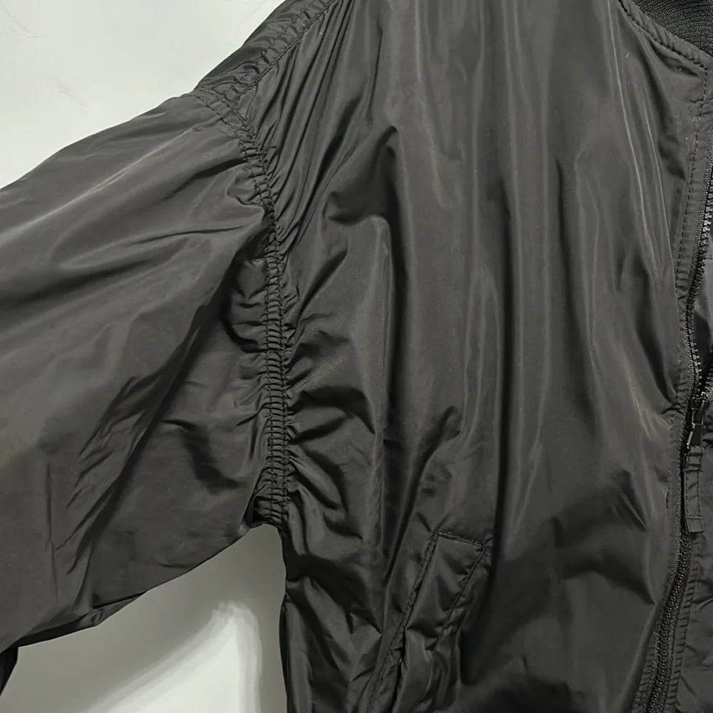 Old Navy size small Go-H20 black bomber style jacket - Picture 3 of 9
